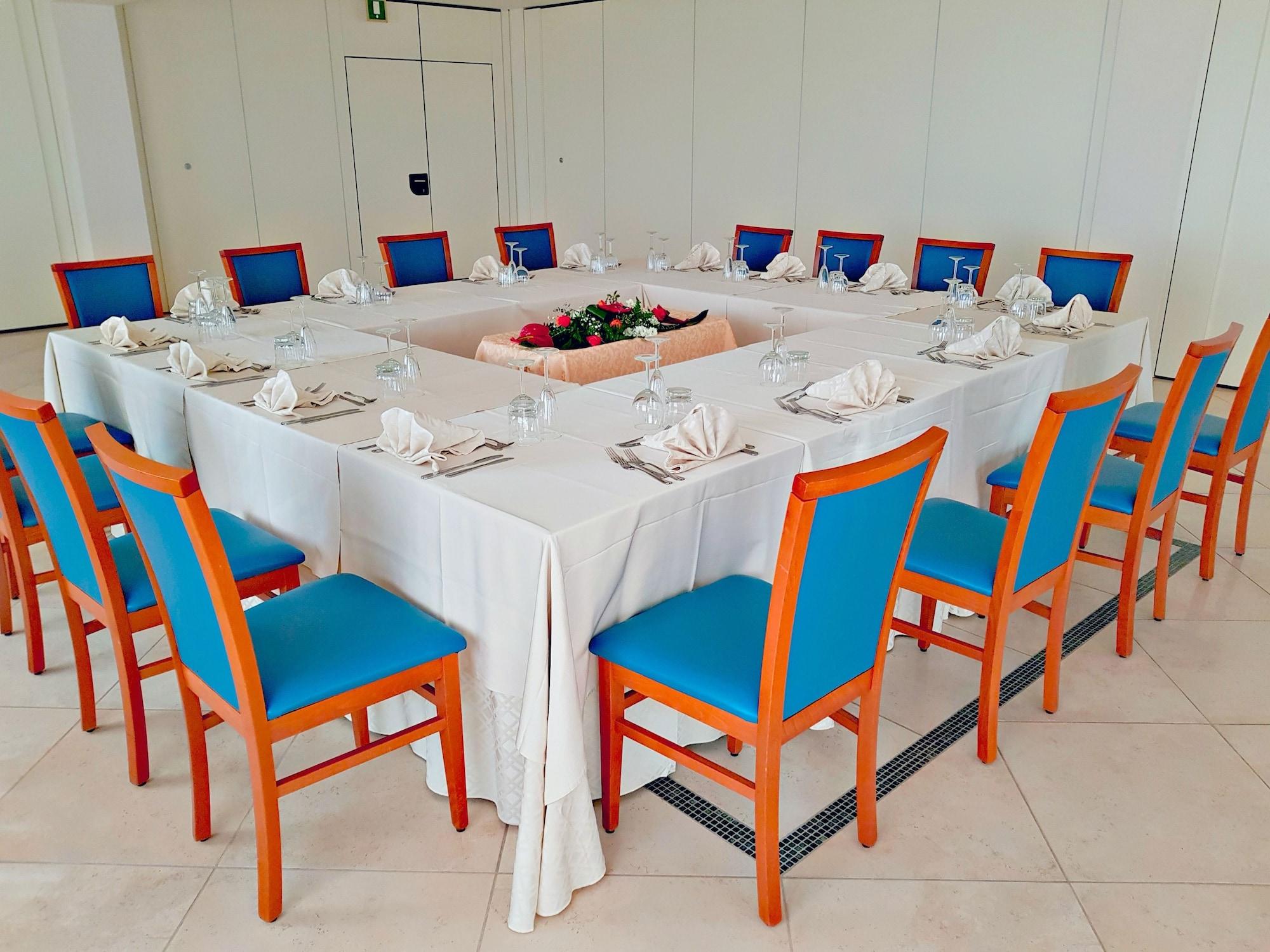 Hotel Concorde Sant'Egidio alla Vibrata Bagian luar foto