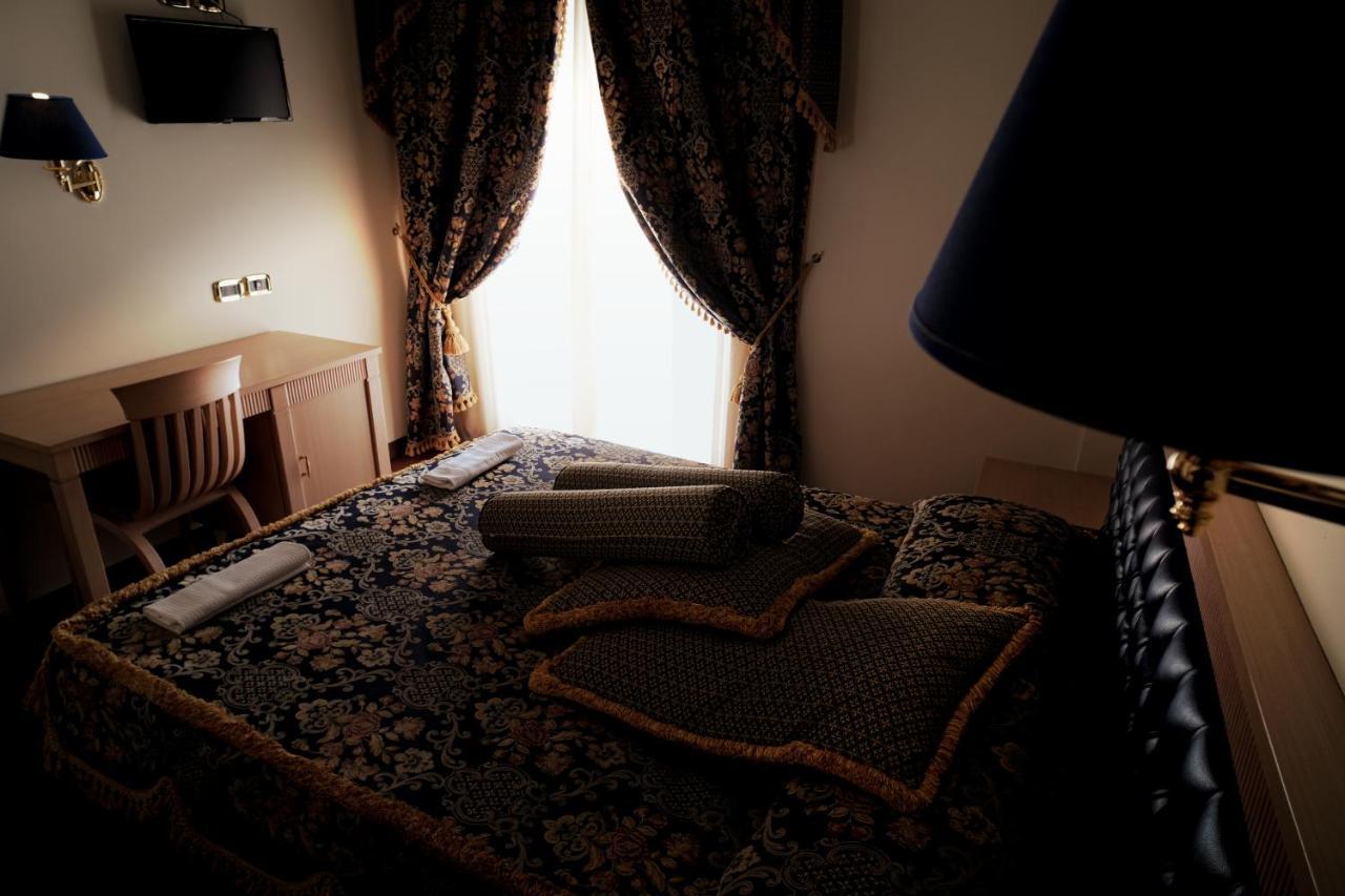 Hotel Concorde Sant'Egidio alla Vibrata Bagian luar foto