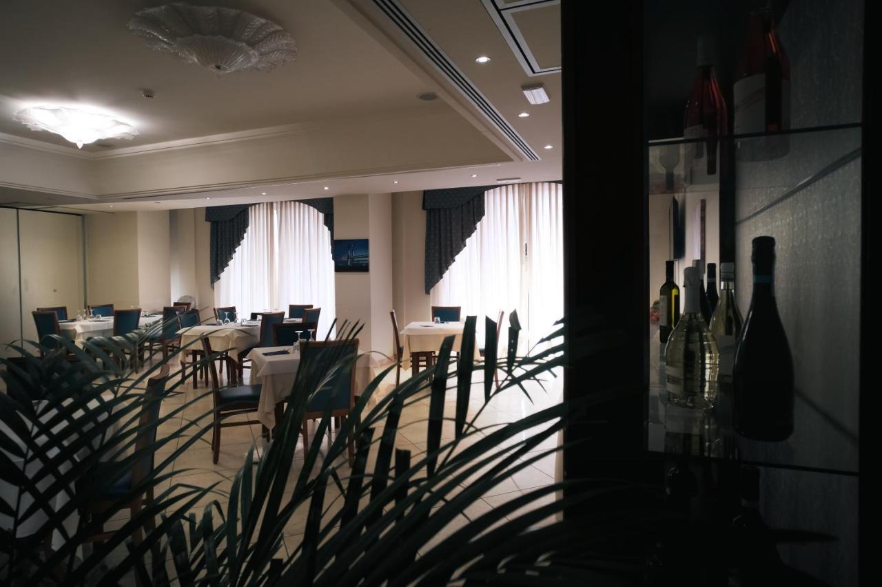 Hotel Concorde Sant'Egidio alla Vibrata Bagian luar foto