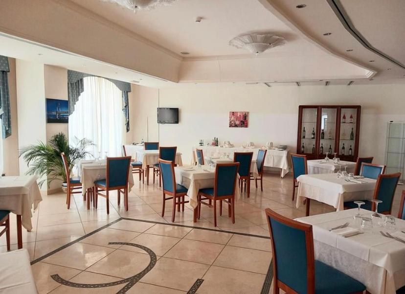 Hotel Concorde Sant'Egidio alla Vibrata Bagian luar foto