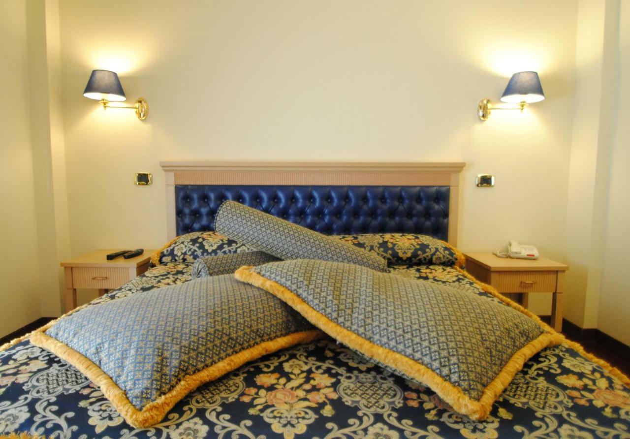 Hotel Concorde Sant'Egidio alla Vibrata Bagian luar foto
